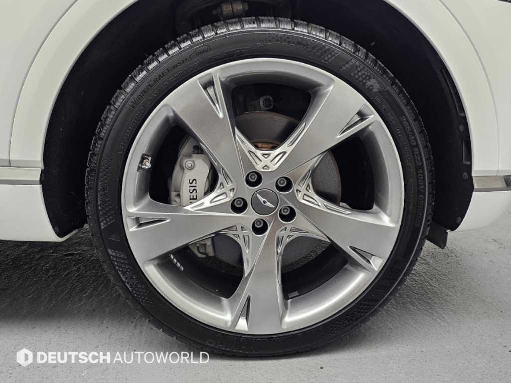 Genesis GV80 — photo 05
