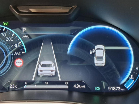 Genesis G80 — photo 08
