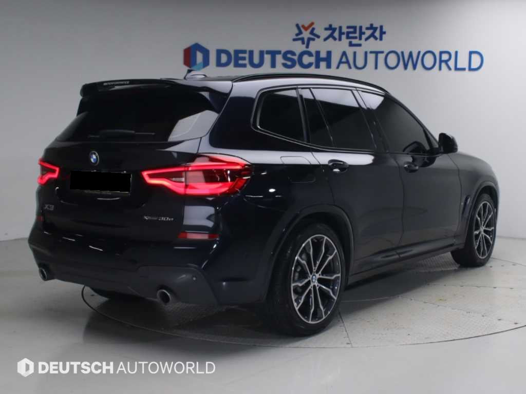 BMW X3 — photo 02
