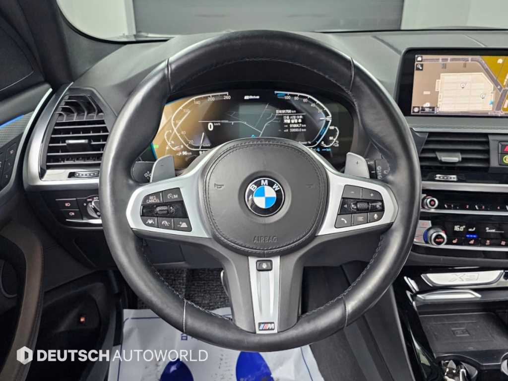 BMW X3 — photo 13
