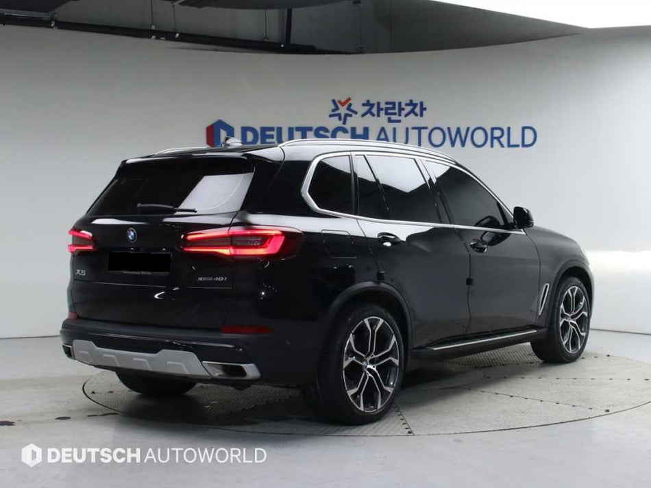 BMW X5 — photo 02