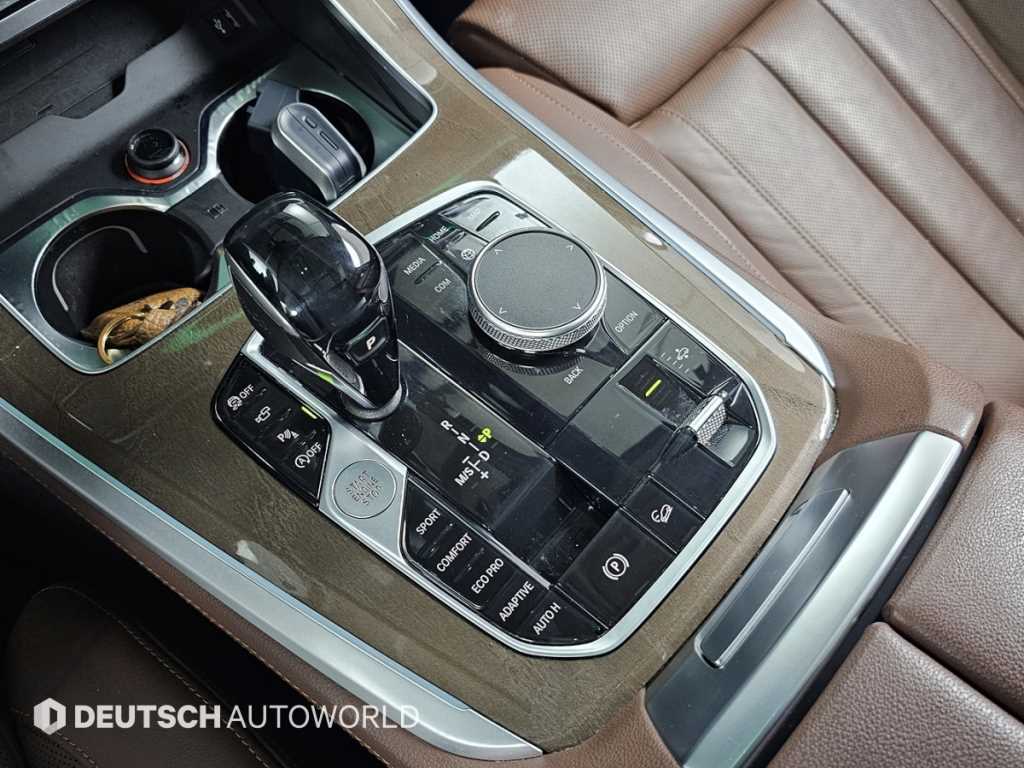 BMW X5 — photo 09