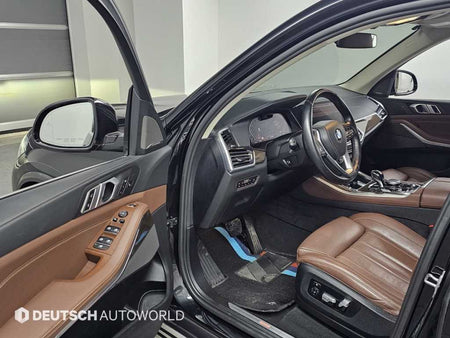 BMW X5 — photo 11