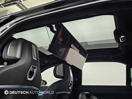 BMW 7-Series — photo 18