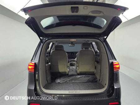 Kia Carnival — photo 19
