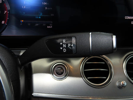 Mercedes-Benz E-Class — photo 11