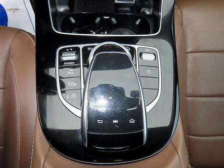 Mercedes-Benz E-Class — photo 14