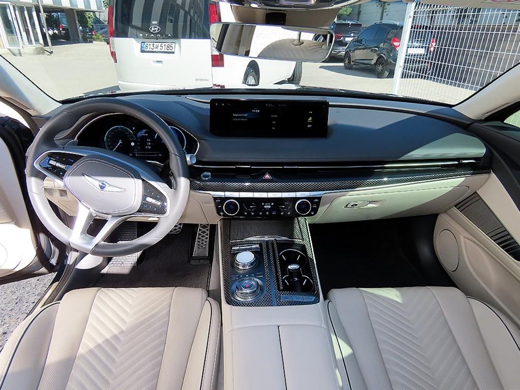 Genesis G80 — photo 07