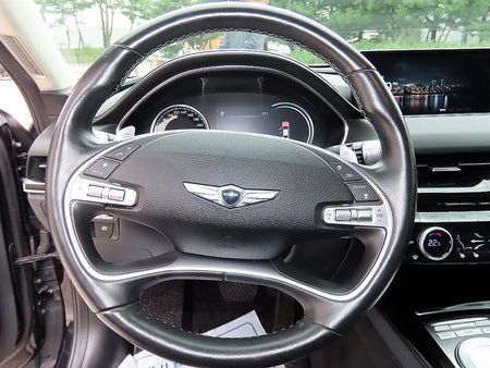 Genesis G80 — photo 08