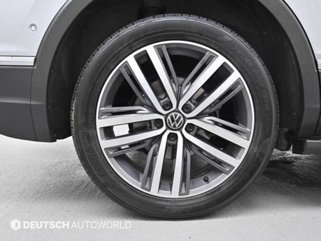 Volkswagen Tiguan — photo 05