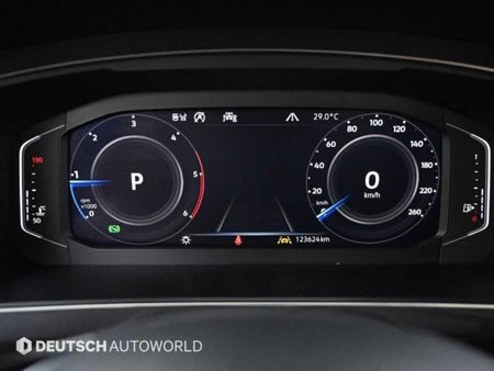 Volkswagen Tiguan — photo 08