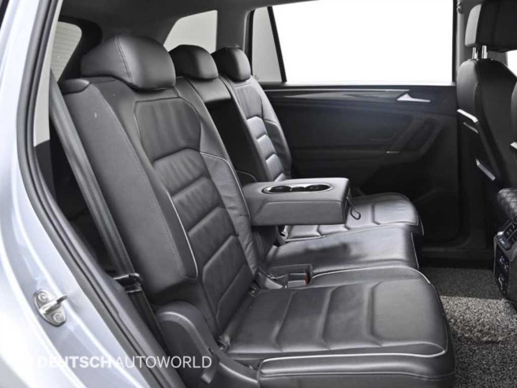 Volkswagen Tiguan — photo 12