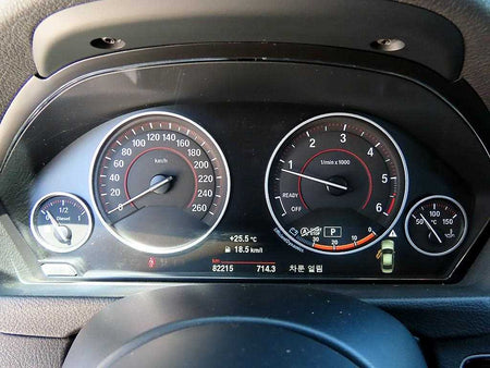 BMW 3-Series — photo 09
