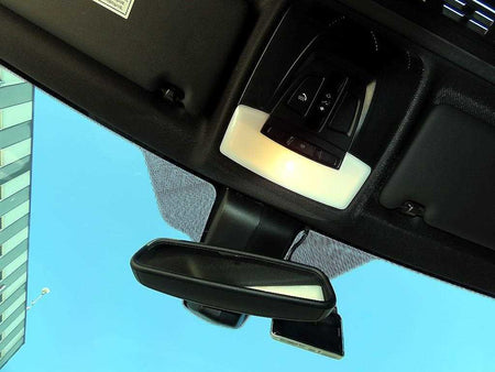 BMW 3-Series — photo 16