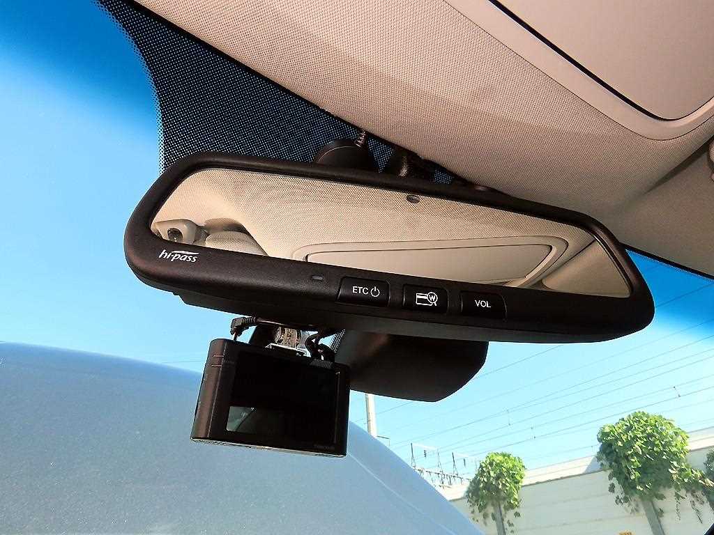 Kia K7 — photo 15