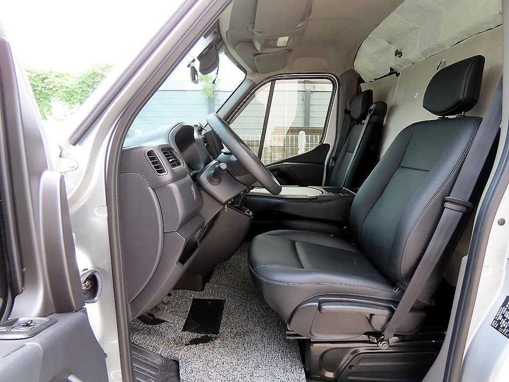 RENAULT Master — photo 05