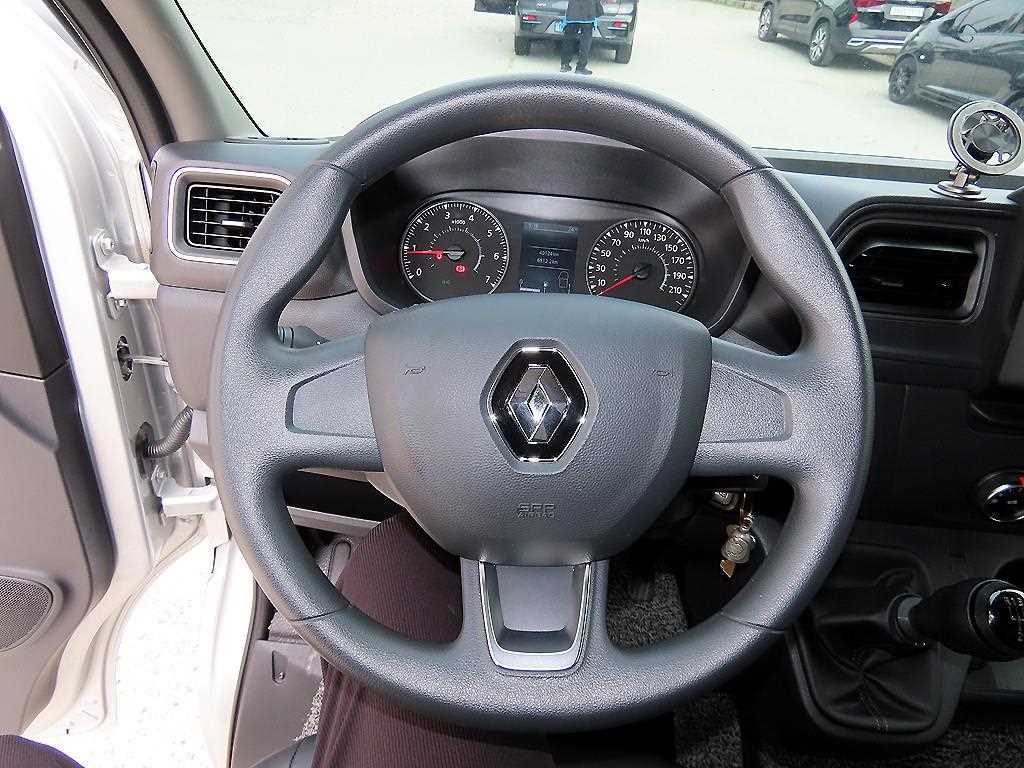 RENAULT Master — photo 08