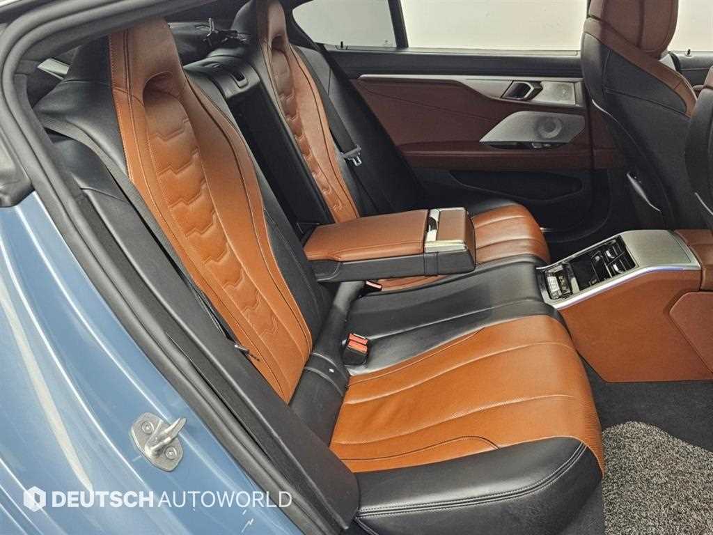 BMW 8-Series — photo 12