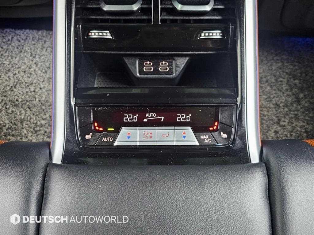 BMW 8-Series — photo 16