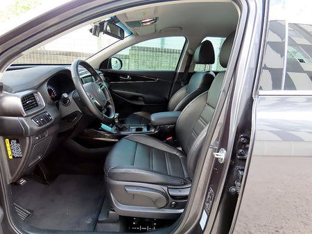 Kia Sorento — photo 05
