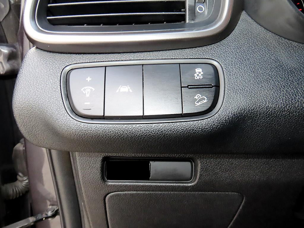Kia Sorento — photo 11