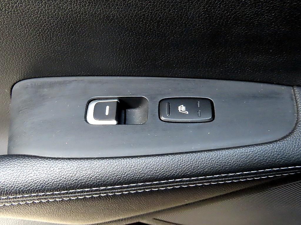 Kia Sorento — photo 16
