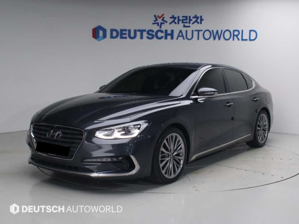 Hyundai Grandeur — photo 01