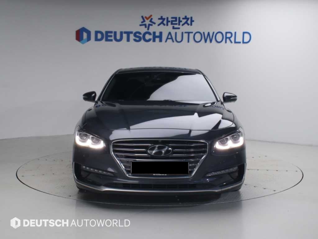 Hyundai Grandeur — photo 03