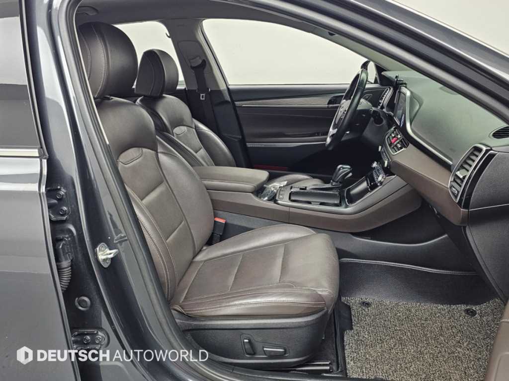 Hyundai Grandeur — photo 11