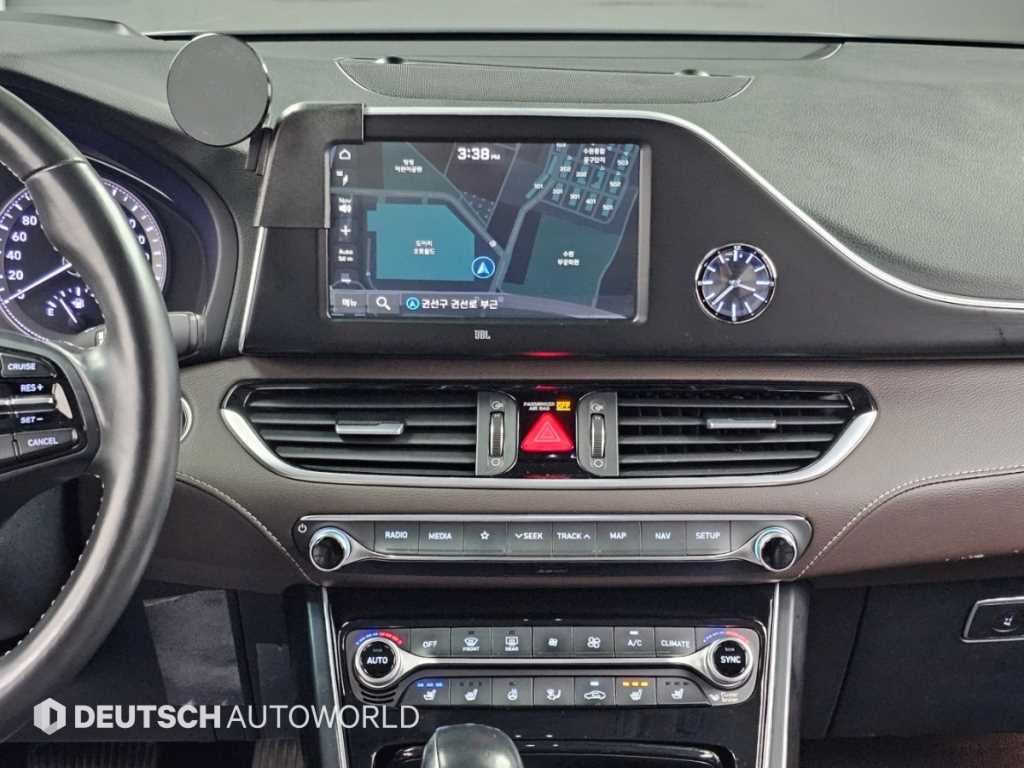 Hyundai Grandeur — photo 15