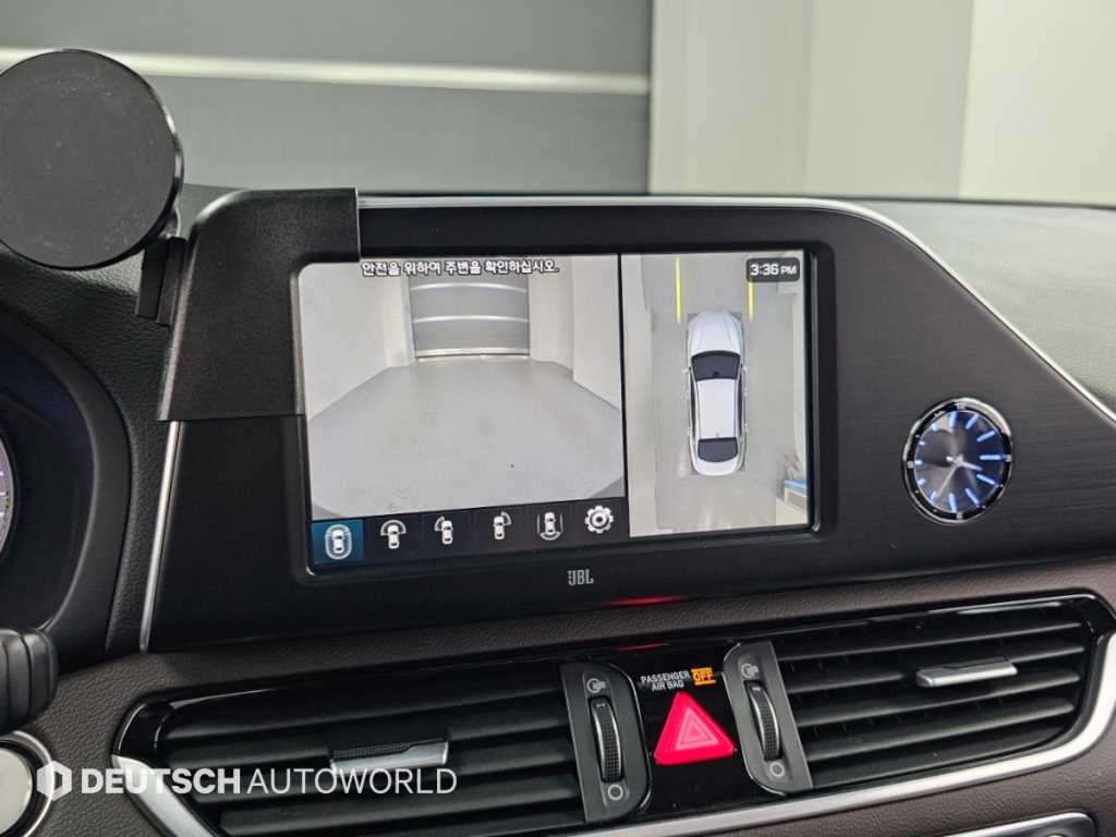 Hyundai Grandeur — photo 17