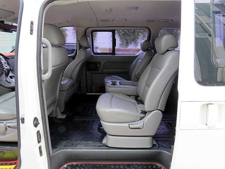 Hyundai Starex — photo 06