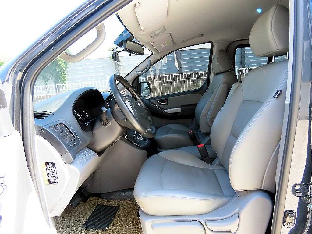Hyundai Starex — photo 05