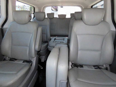 Hyundai Starex — photo 07