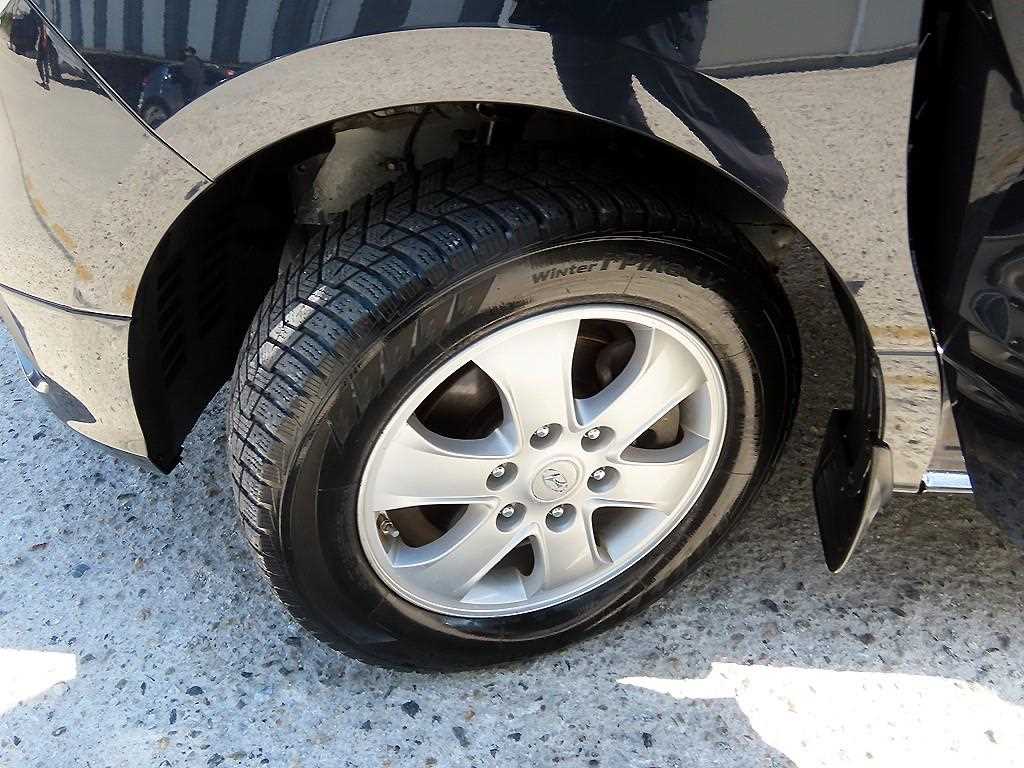 Hyundai Starex — photo 20