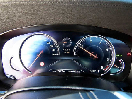 BMW 5-Series — photo 09