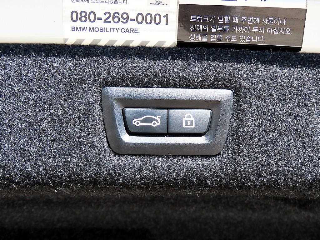 BMW 5-Series — photo 17