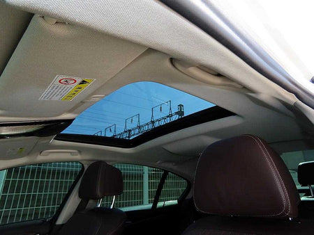 BMW 5-Series — photo 18