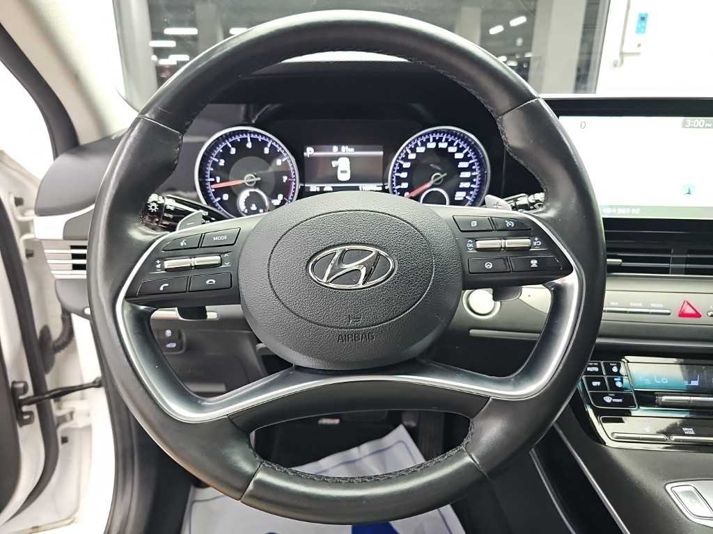 Hyundai Grandeur — photo 09