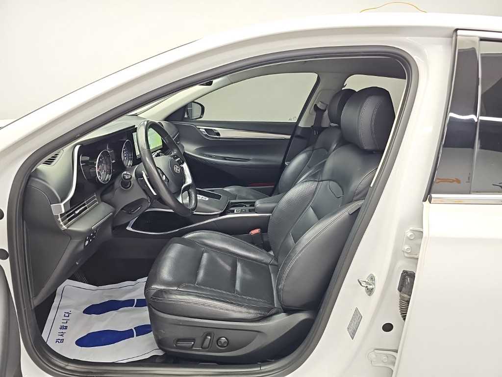 Hyundai Grandeur — photo 11