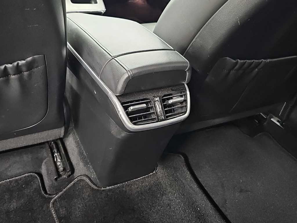 Hyundai Grandeur — photo 13