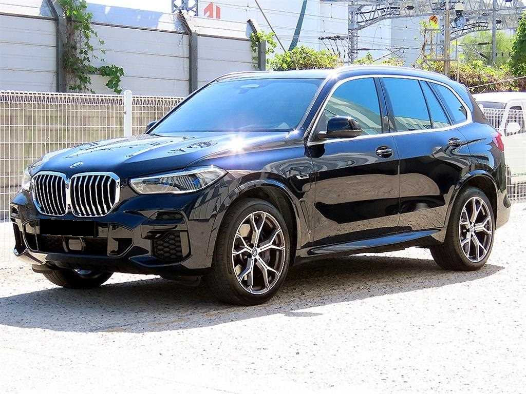 BMW X5 — photo 02