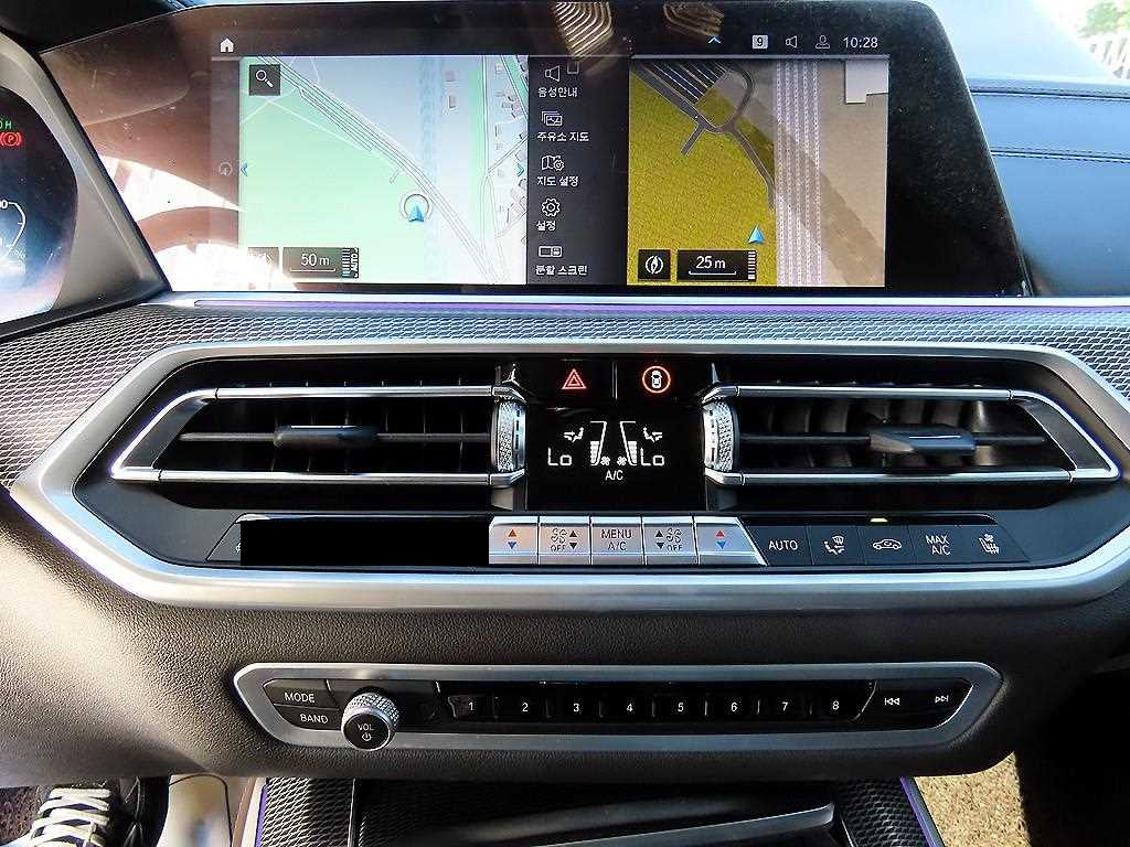 BMW X5 — photo 13