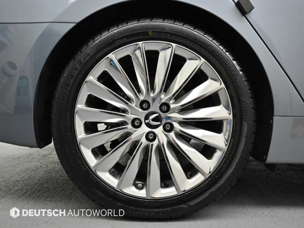 Hyundai Equus — photo 05