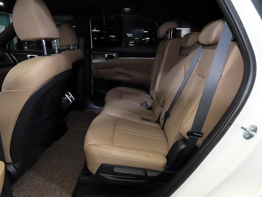 Kia Sorento — photo 07