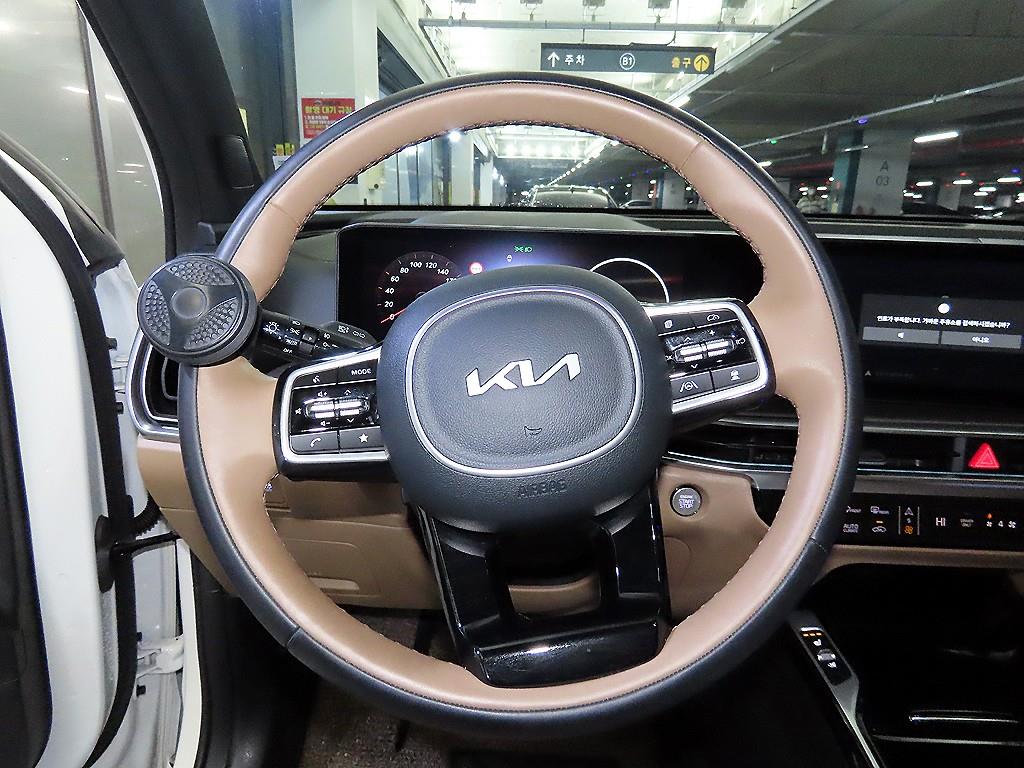 Kia Sorento — photo 08
