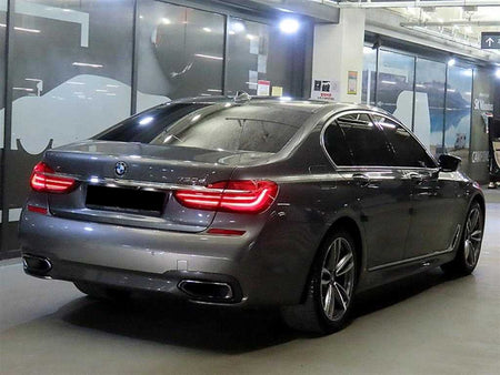 BMW 7-Series — photo 04