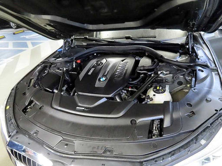 BMW 7-Series — photo 19