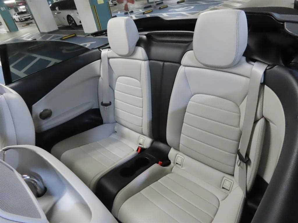 Mercedes-Benz C-Class — photo 10