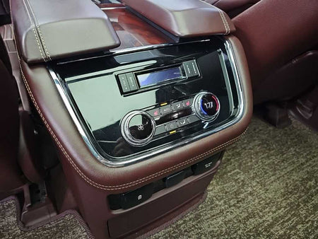 Lincoln Navigator — photo 14